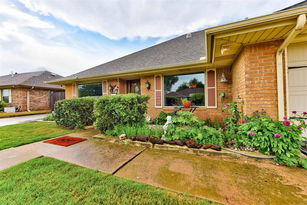 Oklahoma City, OK 73120,2412 NW 119th ST