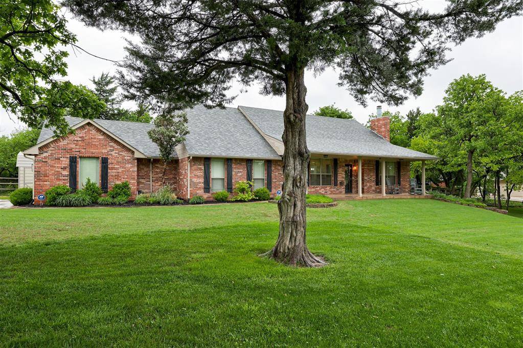 Edmond, OK 73034,10501 Hunters Pointe