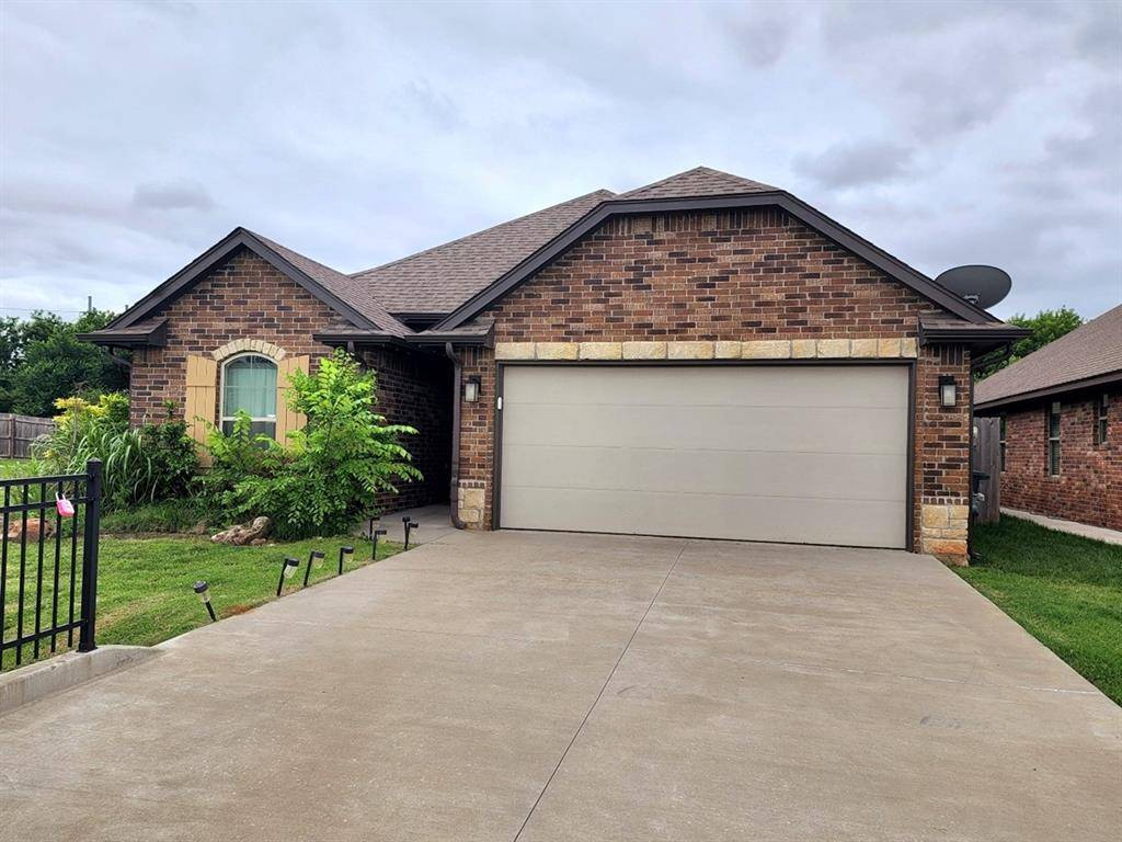 Edmond, OK 73012,2400 Frisco WAY