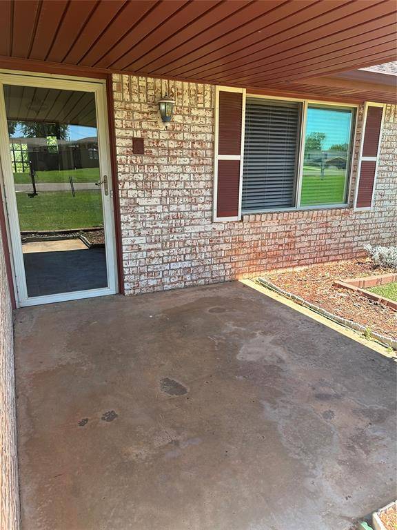 Mustang, OK 73064,1721 E Ridgeview TER
