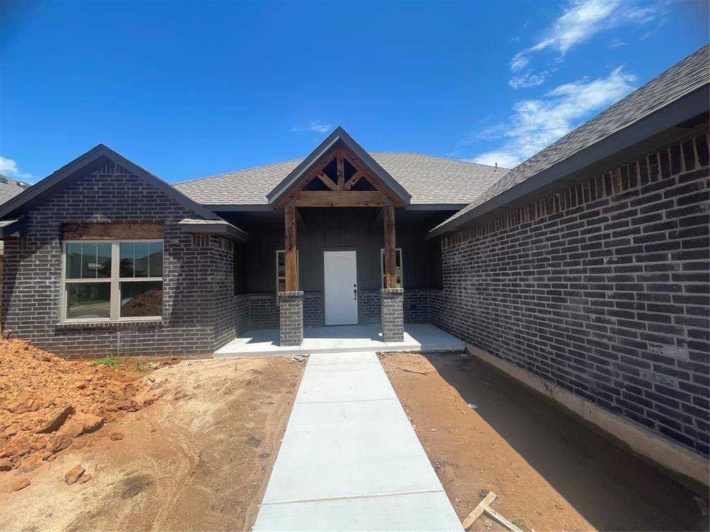 Mustang, OK 73064,5012 Misty Wood LN