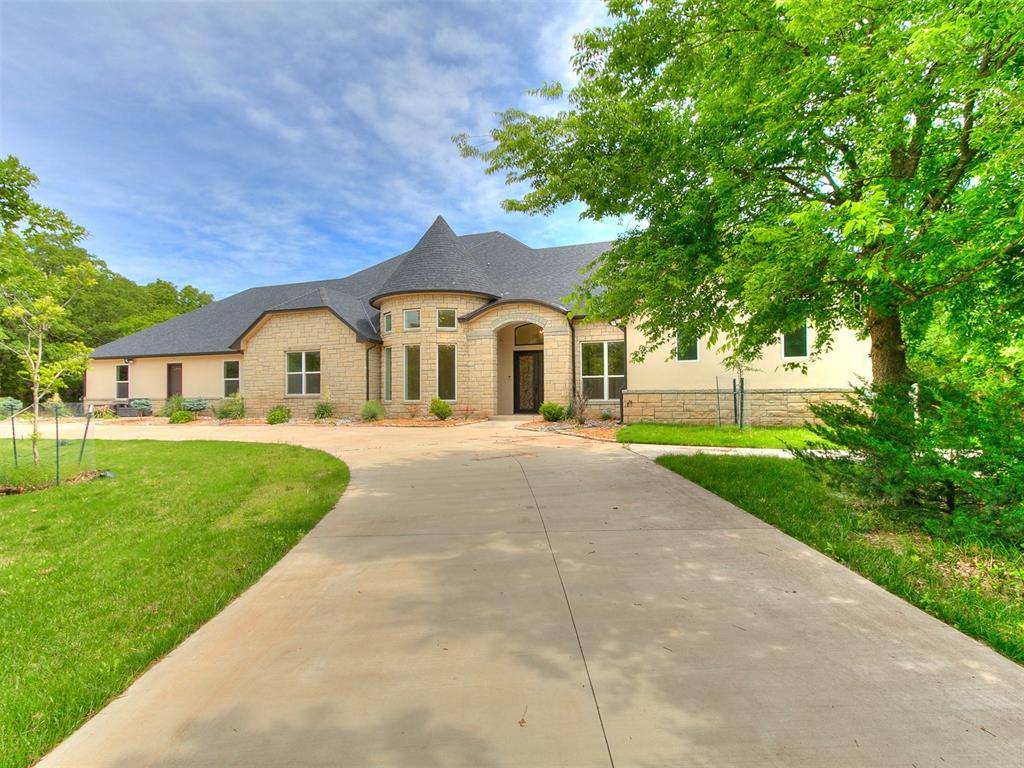 Edmond, OK 73013,6209 Lakewood Ridge RD