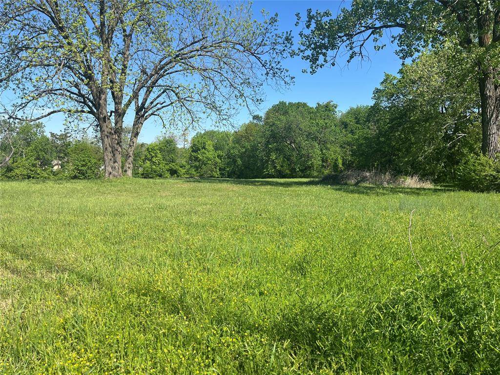 Shawnee, OK 74801,434 E Wallace ST