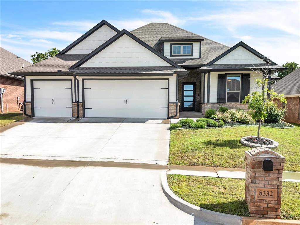 Edmond, OK 73034,8332 Poplar DR