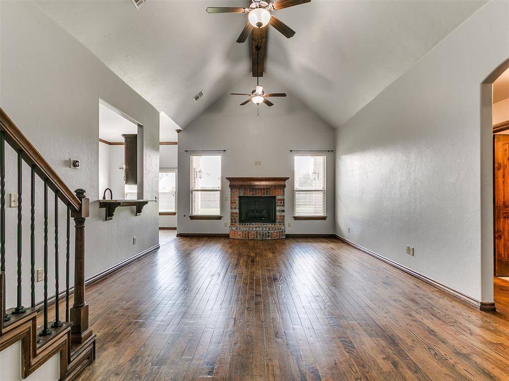Edmond, OK 73012,18204 Bridlington DR