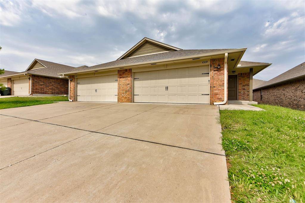 Del City, OK 73115,4309 Edinburg WAY