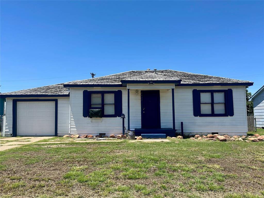 Altus, OK 73521,1137 E Chestnut ST