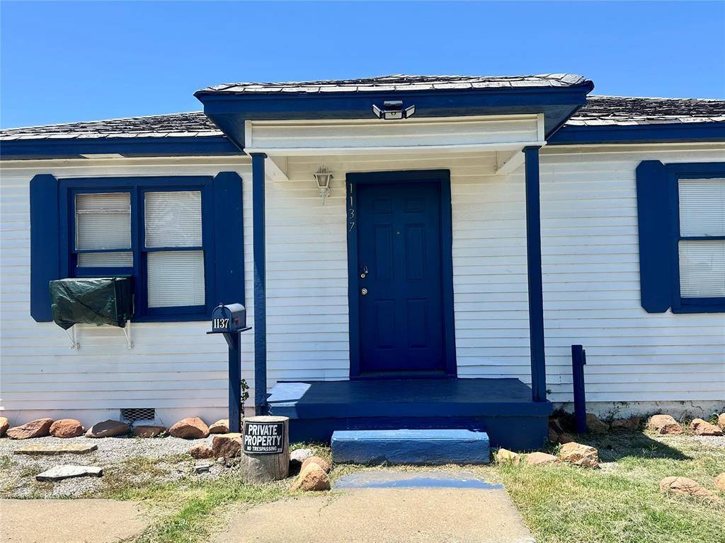 Altus, OK 73521,1137 E Chestnut ST