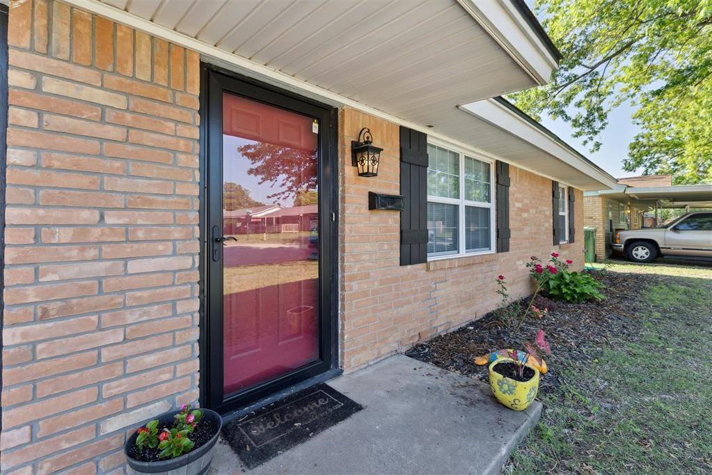 Yukon, OK 73099,711 Spruce DR