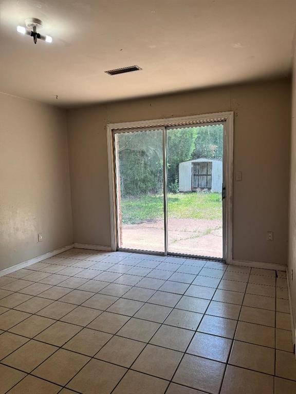 Del City, OK 73115,3316 Beechwood DR