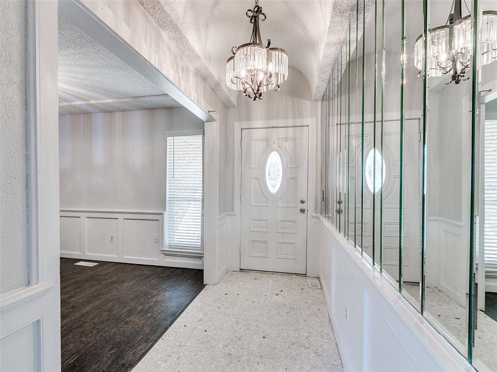 Moore, OK 73160,3605 Country Club