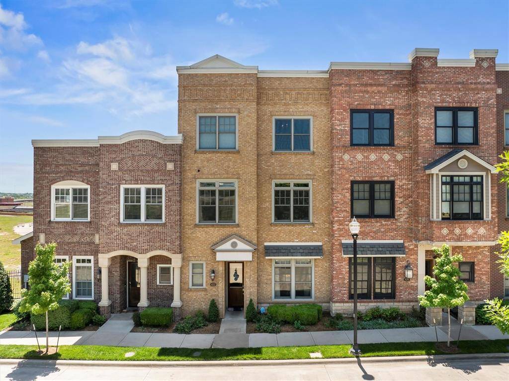 Oklahoma City, OK 73104,422 NE 2nd ST