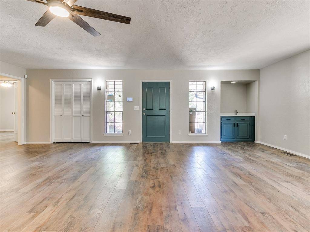 Edmond, OK 73034,1400 Brookhaven DR
