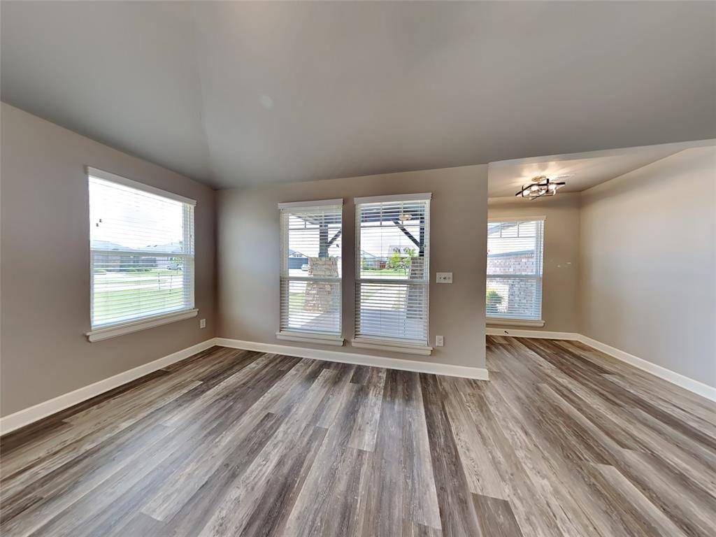 Yukon, OK 73099,460 Nest CIR