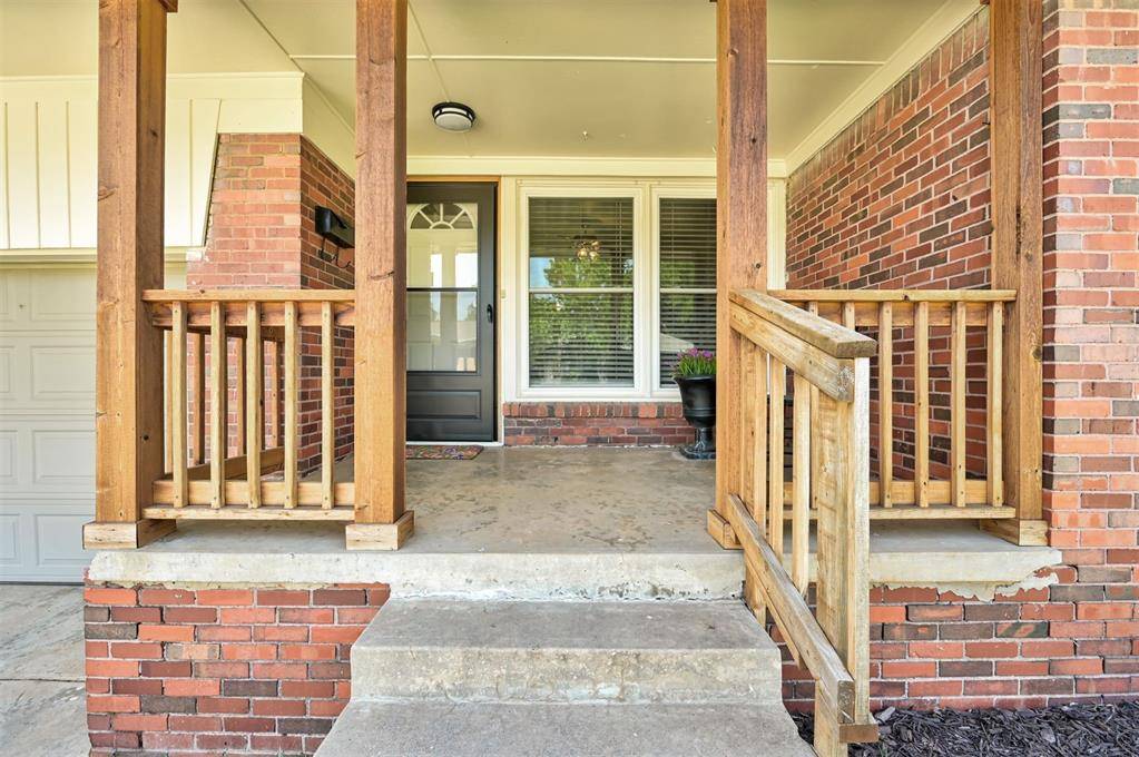 The Village, OK 73120,2420 Gladstone TER