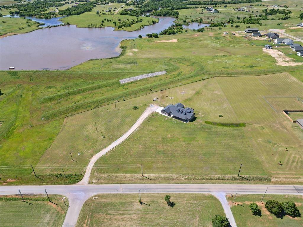 Piedmont, OK 73078,800 NW Moffat