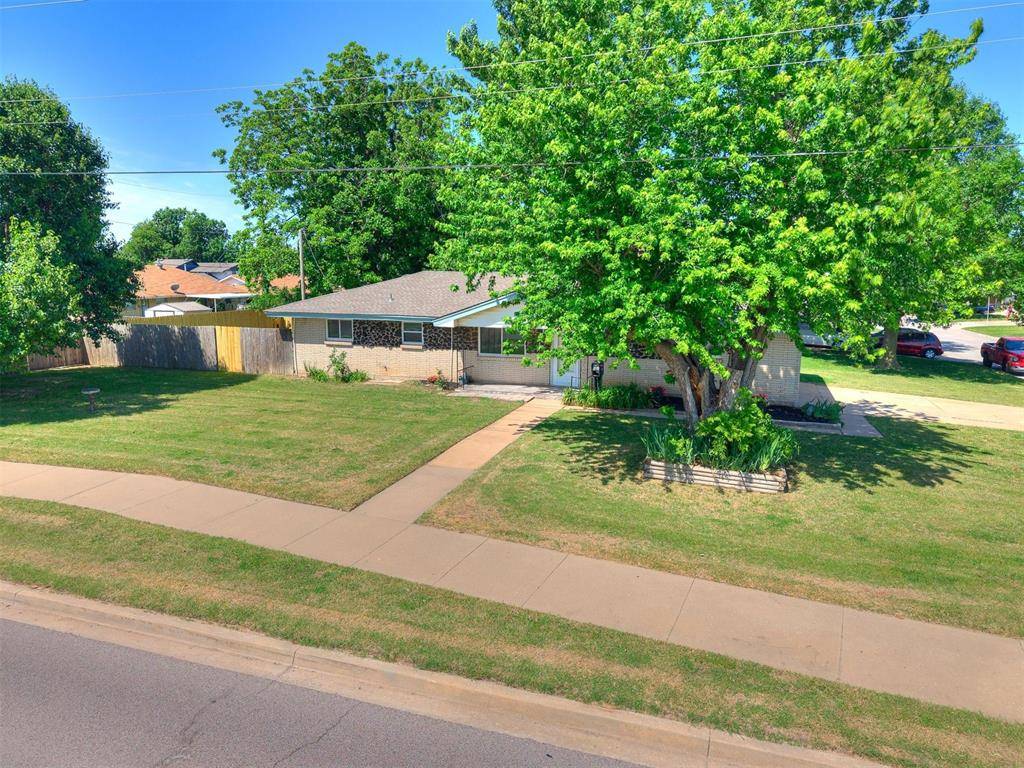 Moore, OK 73160,1401 S Broadway AVE