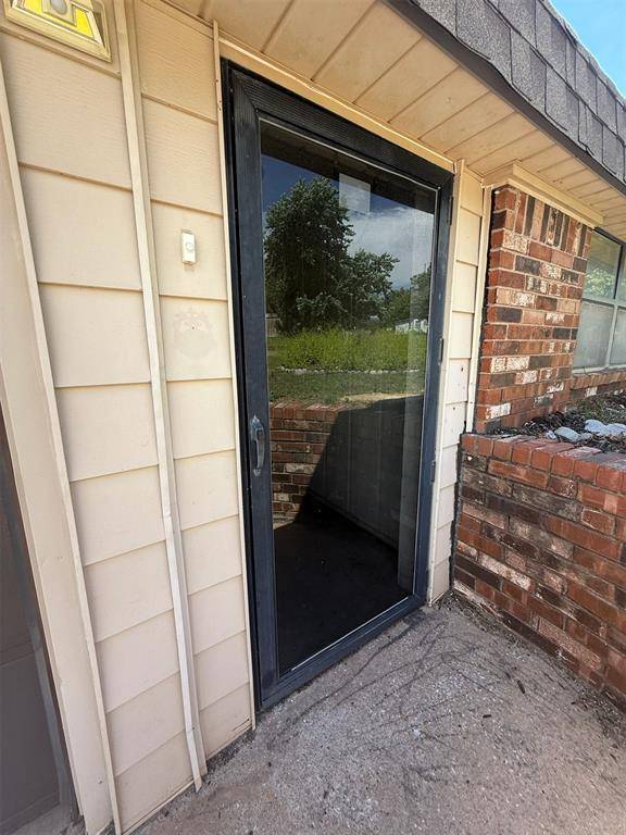 Crescent, OK 73028,2073 Lakeview DR
