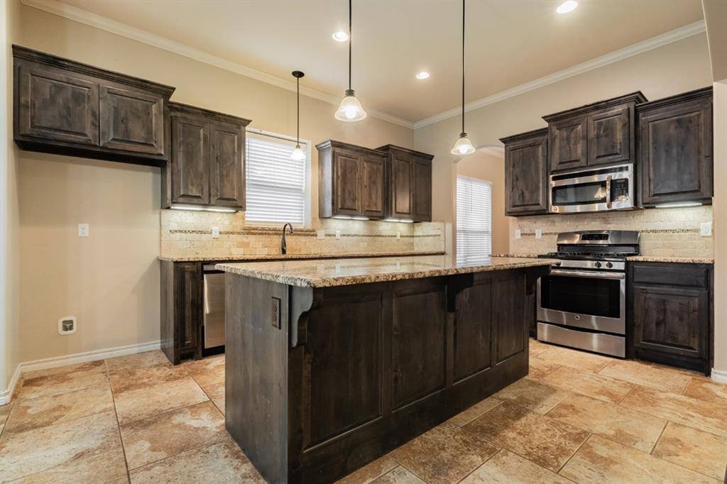 Yukon, OK 73099,600 Irish LN