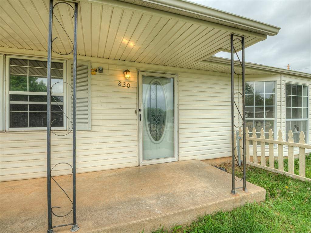 Shawnee, OK 74801,830 N Park AVE