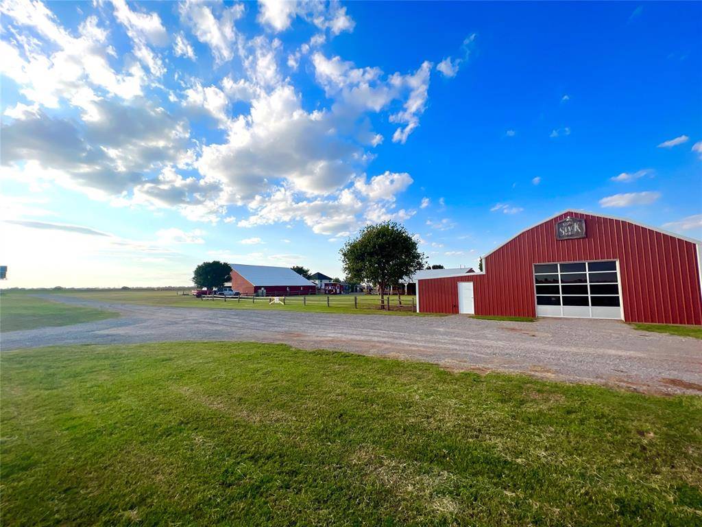 Hydro, OK 73048,1002 Old 66 RD