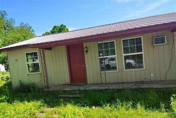 Kiowa, OK 74553,707 W 9th ST