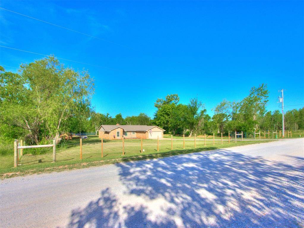 Newalla, OK 74857,16861 Winding Creek DR