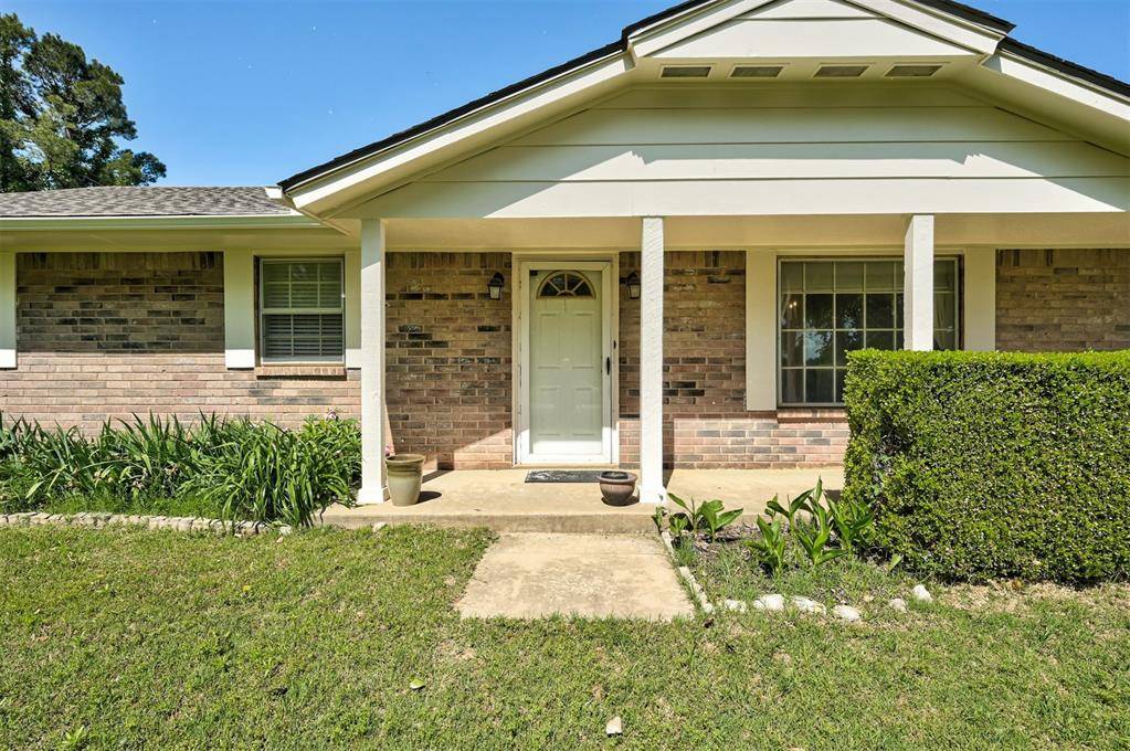 Edmond, OK 73034,9405 Weeping Willow WAY