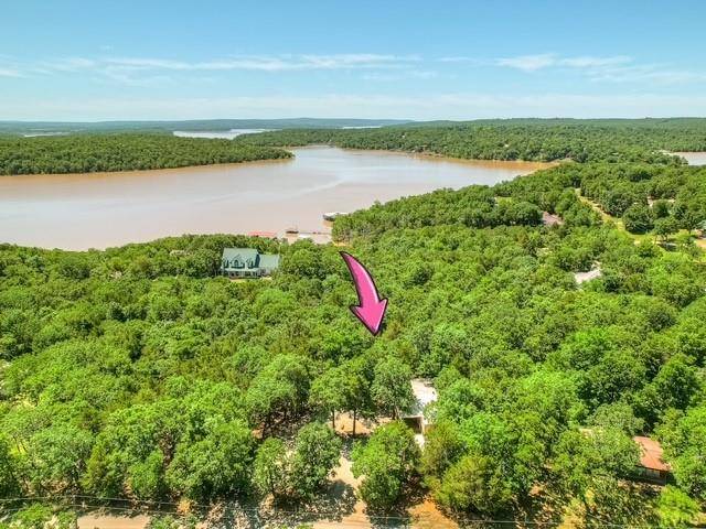 Canadian, OK 74425,332 Royal LN