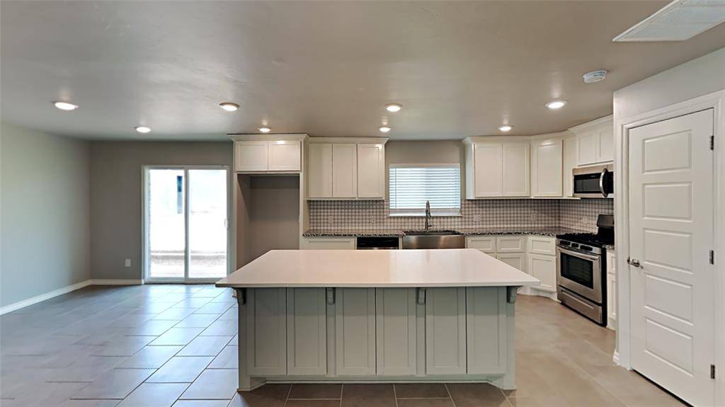 Edmond, OK 73034,1409 E Covell RD