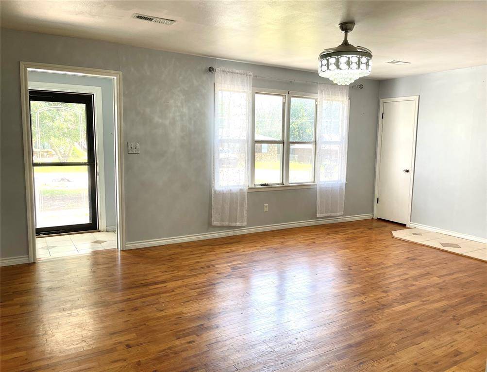 Tecumseh, OK 74873,800 E Washington ST