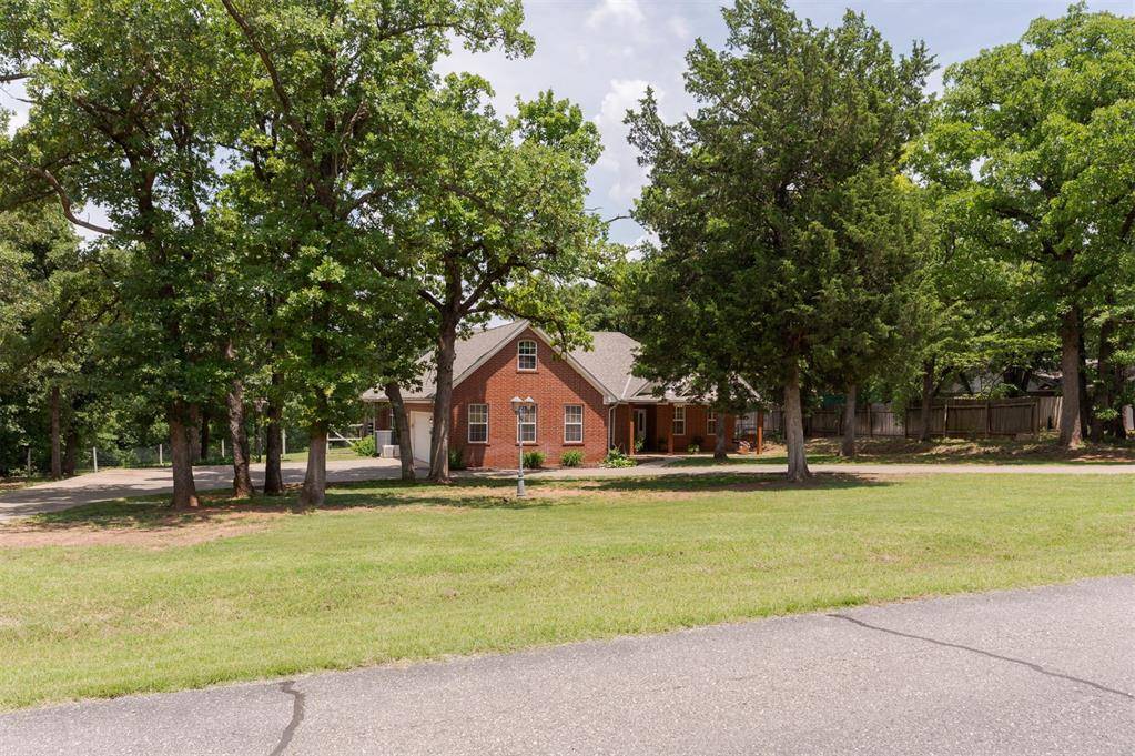 Edmond, OK 73034,413 Sherwood LN