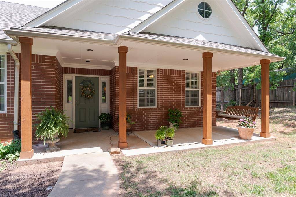 Edmond, OK 73034,413 Sherwood LN