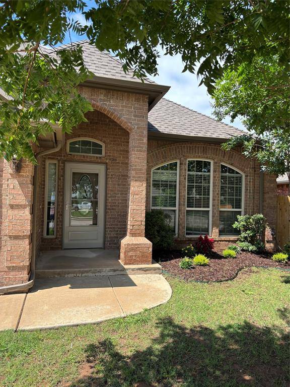 Norman, OK 73071,2921 Summit Crossing Pkwy