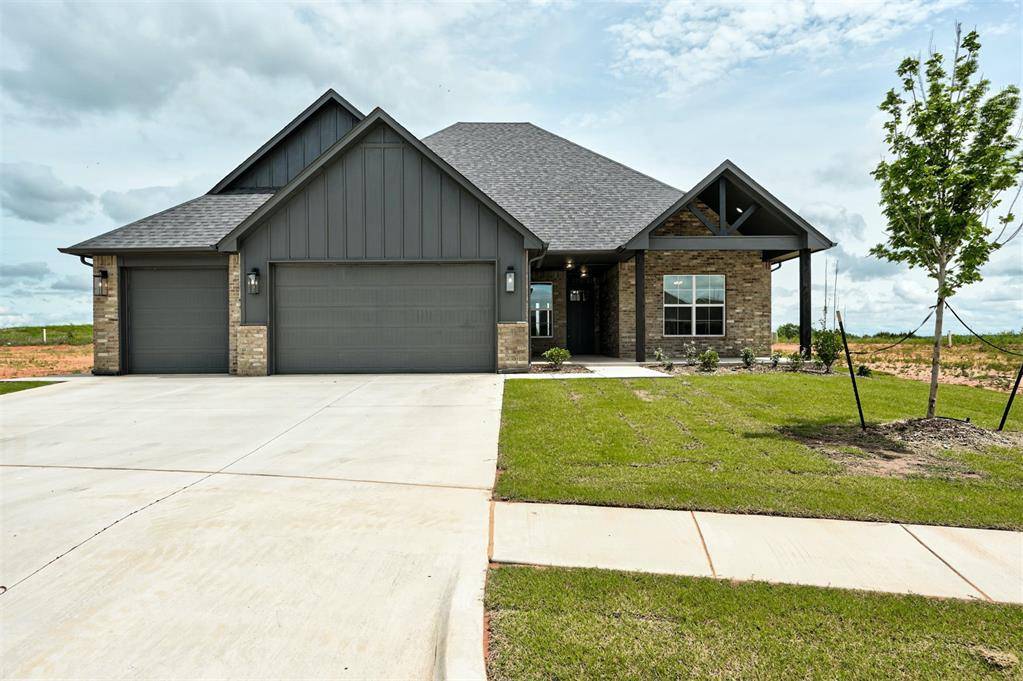 Mustang, OK 73064,10417 SW 49th ST