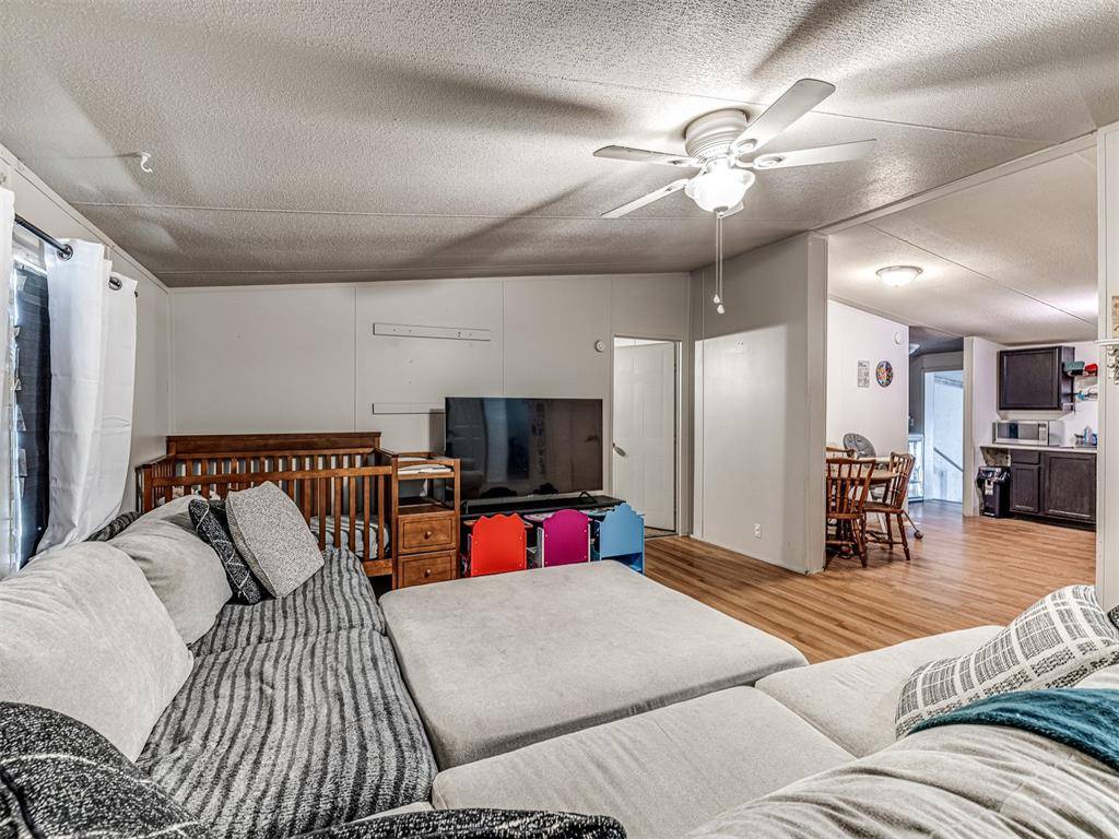Jones, OK 73049,14417 Longhorn DR