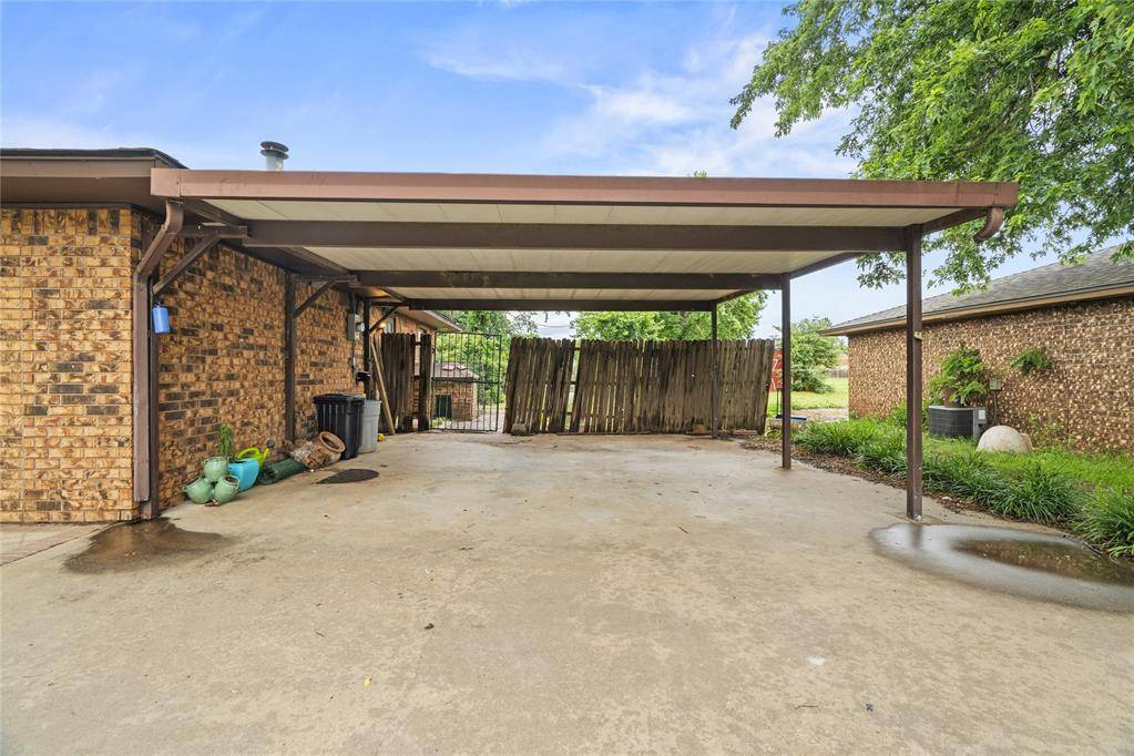Watonga, OK 73772,720 W 3rd ST
