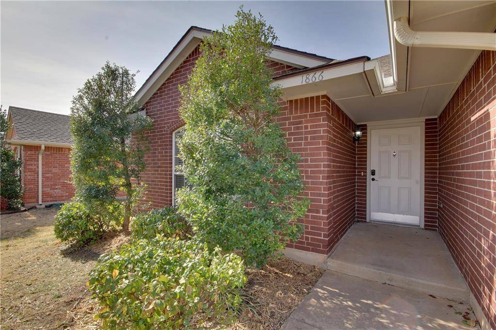 Edmond, OK 73012,1866 Olde School RD