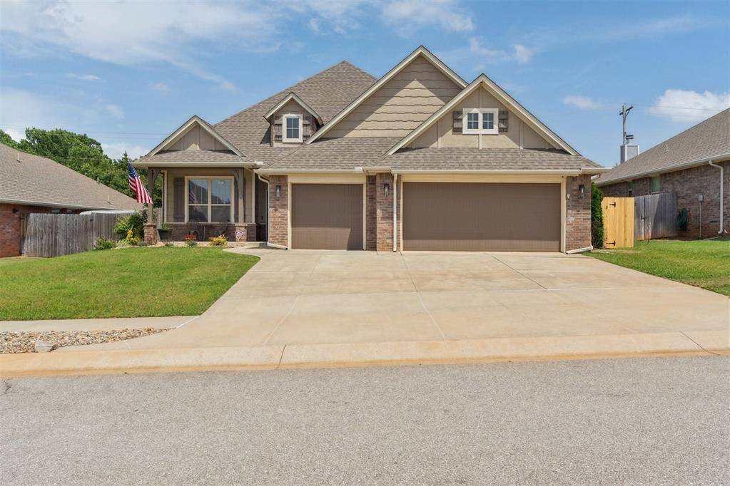 Edmond, OK 73025,4932 Mahogany DR