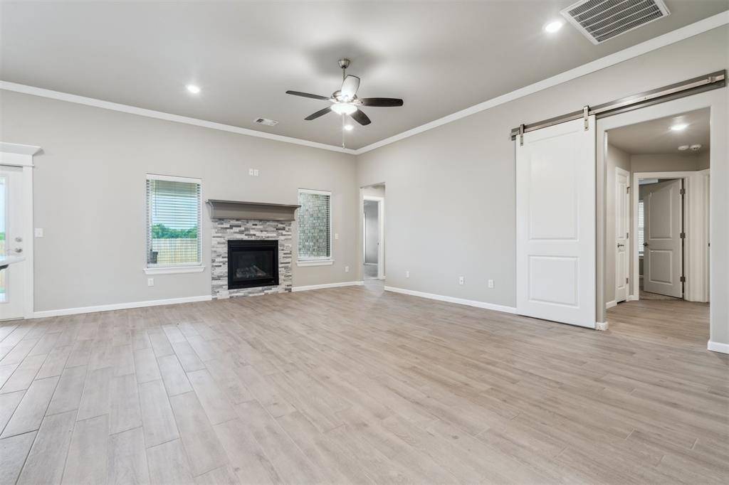 Yukon, OK 73099,13805 Limestone LN