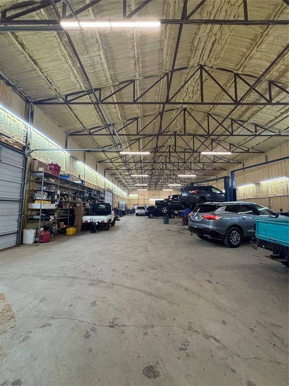 Noble, OK 73071,9065 US 77