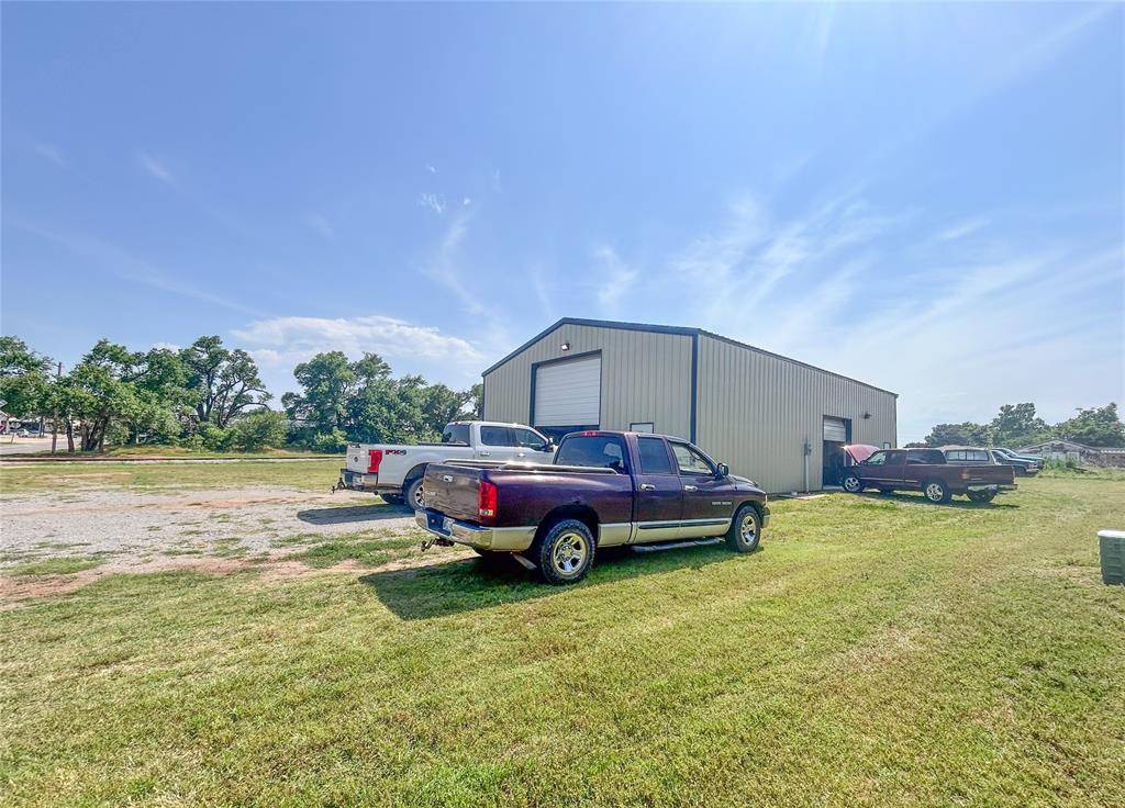 Clinton, OK 73601,300 N 14th ST