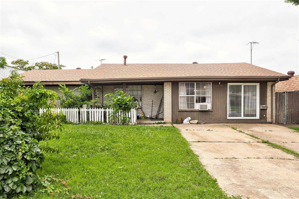 Moore, OK 73160,407 S Norman AVE