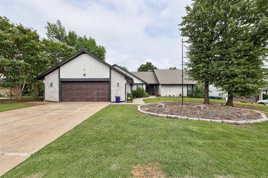 Edmond, OK 73034,2404 Brookhaven DR