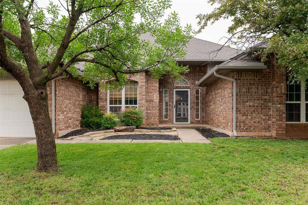 Edmond, OK 73013,2613 NW 159th ST
