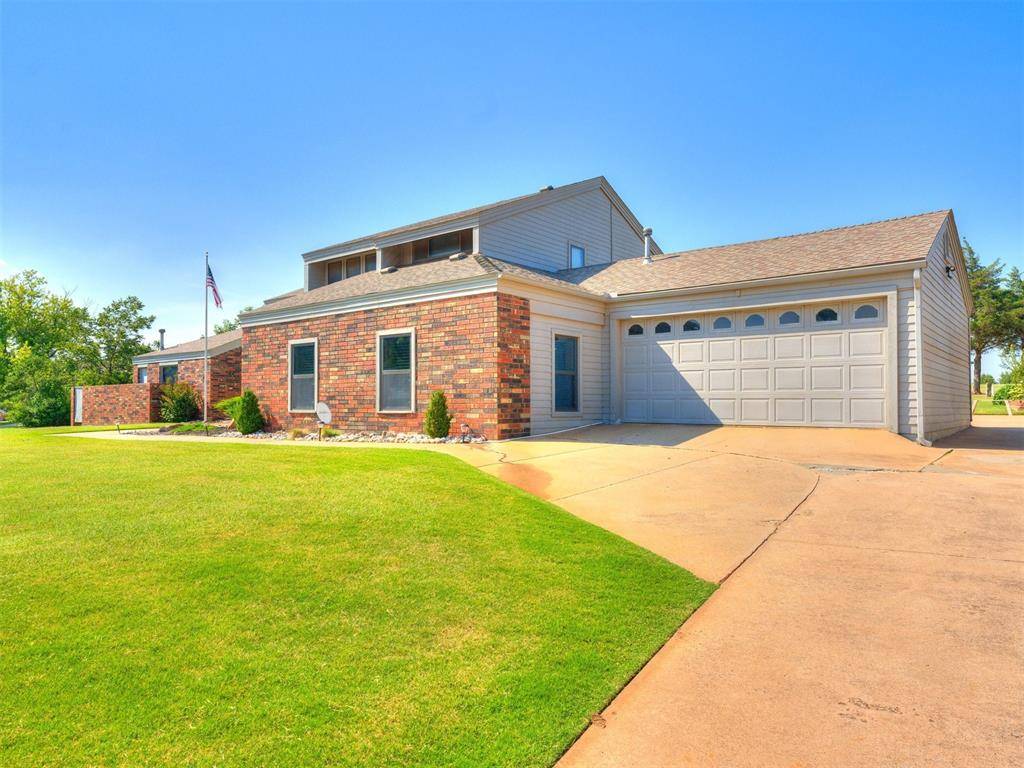 Oklahoma City, OK 73120,4017 Cherry Hill LN