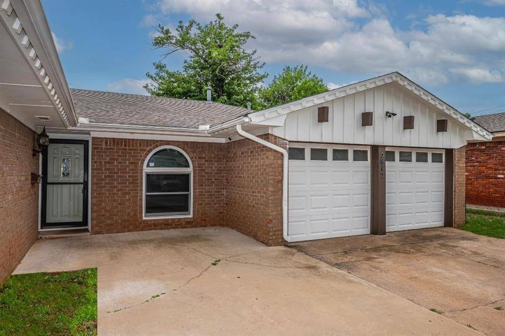 Warr Acres, OK 73132,5812 NW 71st ST