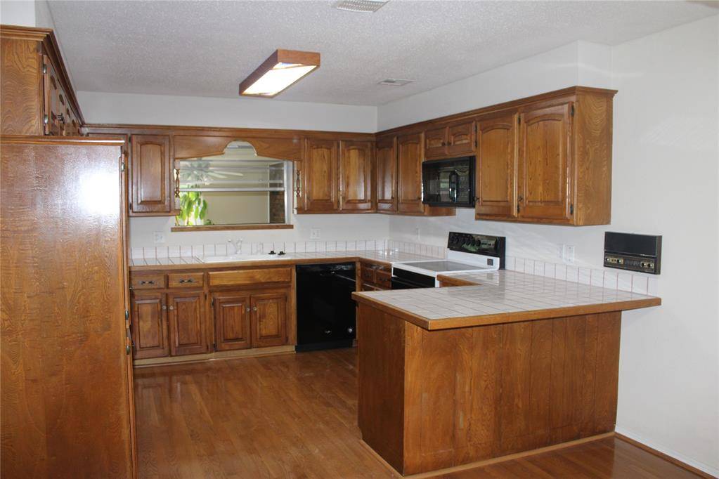 Oklahoma City, OK 73170,2109 Tuttington