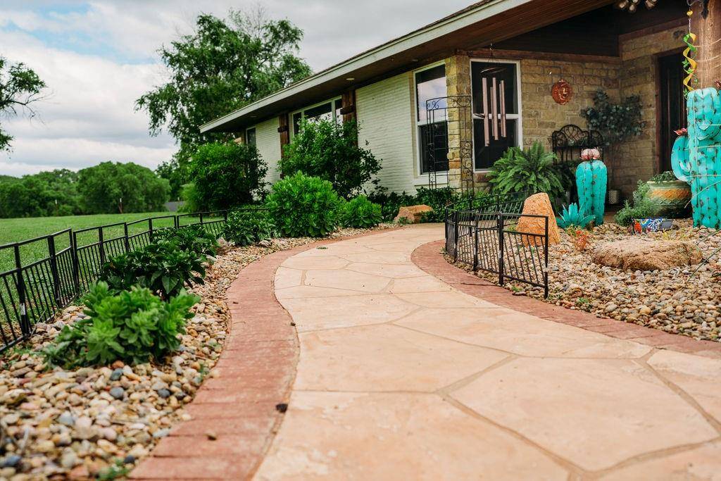 Elk City, OK 73644,702 E 3rd ST