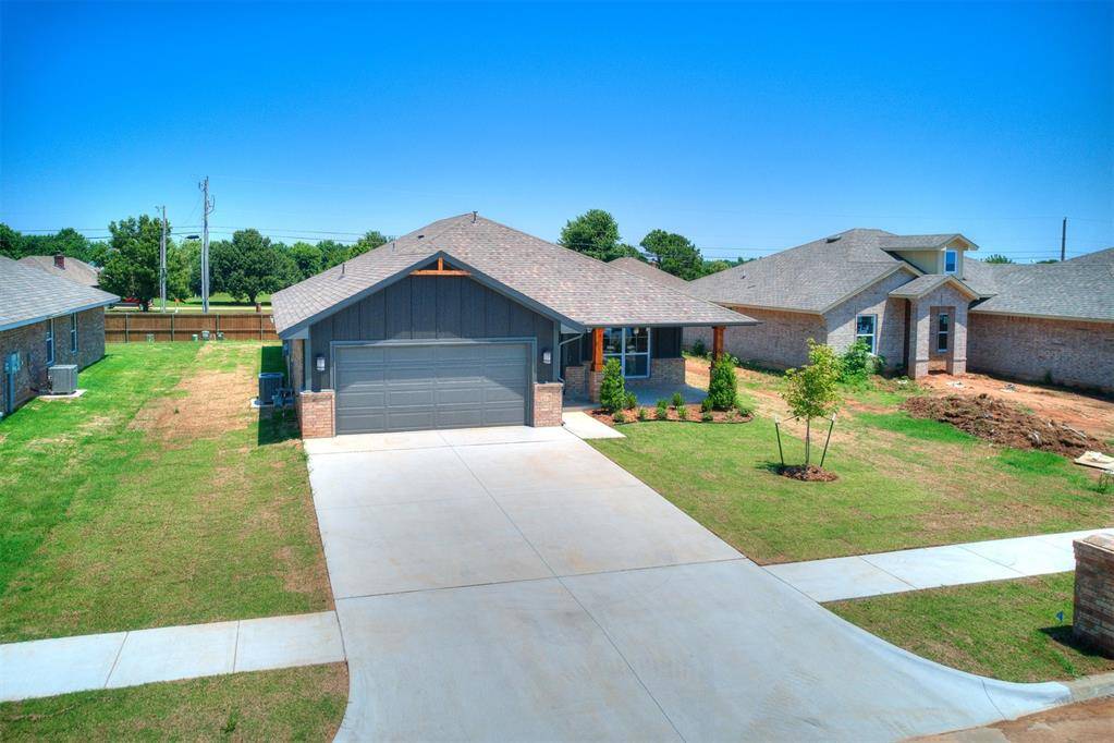 Newcastle, OK 73065,979 SE 16th TER